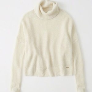 Abercrombie Mohair Cream Turtleneck size smaller